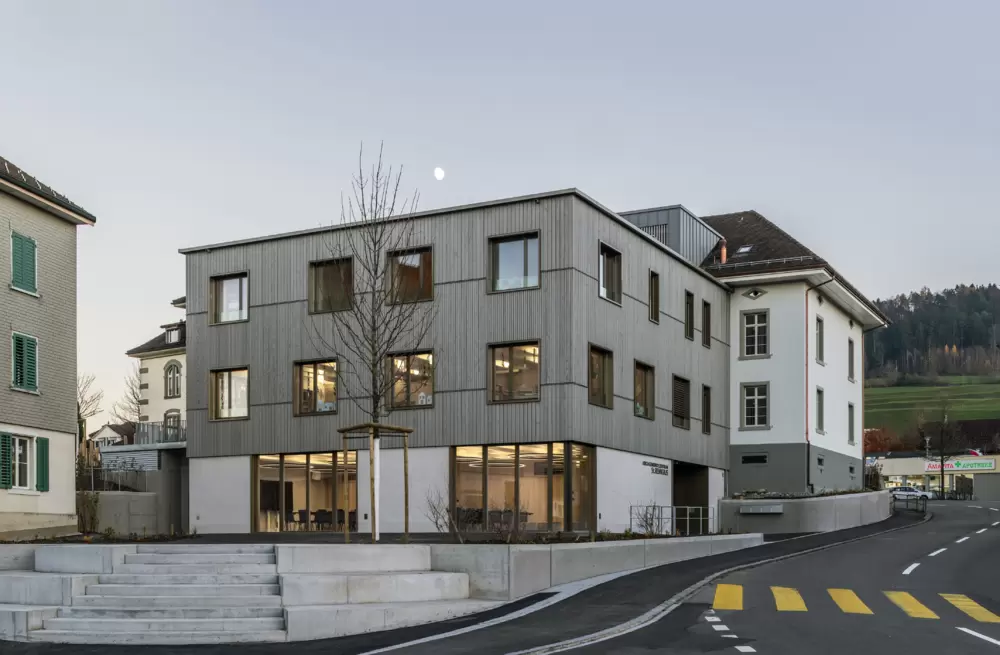 Pfarrhaus Sirnach Strasse Aussenansicht